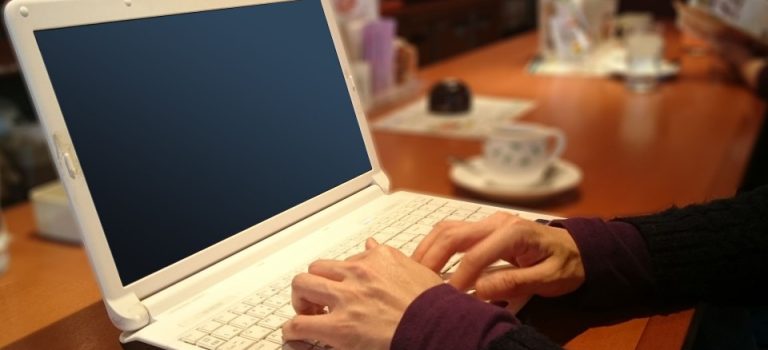 デジタルサイネージが切り拓く次世代の広告と情報伝達の最前線